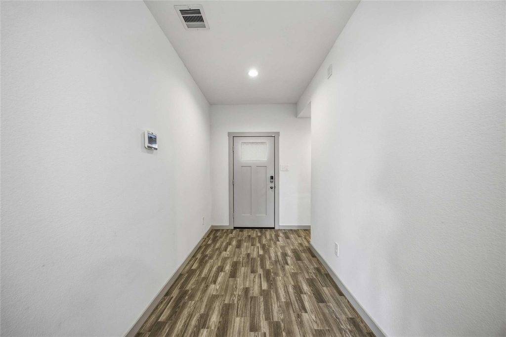 7127 Whispering Leaf Street - Photo 5