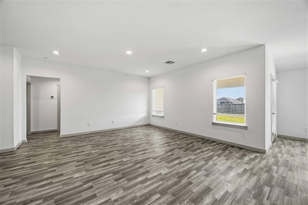 7127 Whispering Leaf Street - Photo 11