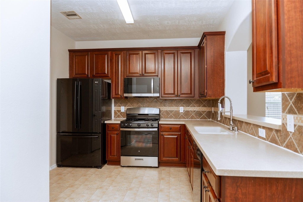 1902 Vernal Glen Cir - Photo 7
