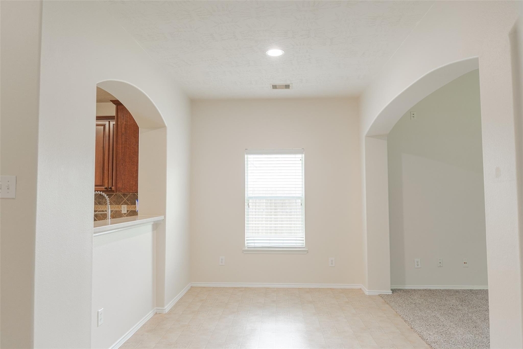 1902 Vernal Glen Cir - Photo 33