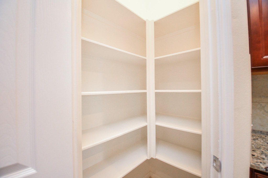 26715 Mandrake Falls Court - Photo 13
