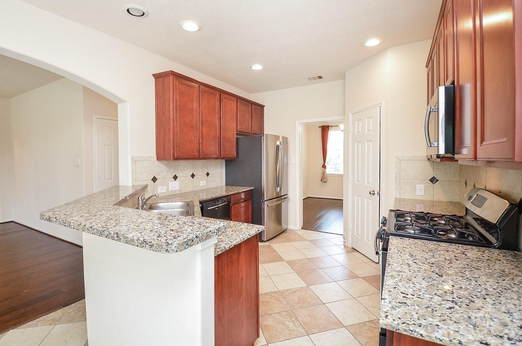 26715 Mandrake Falls Court - Photo 10