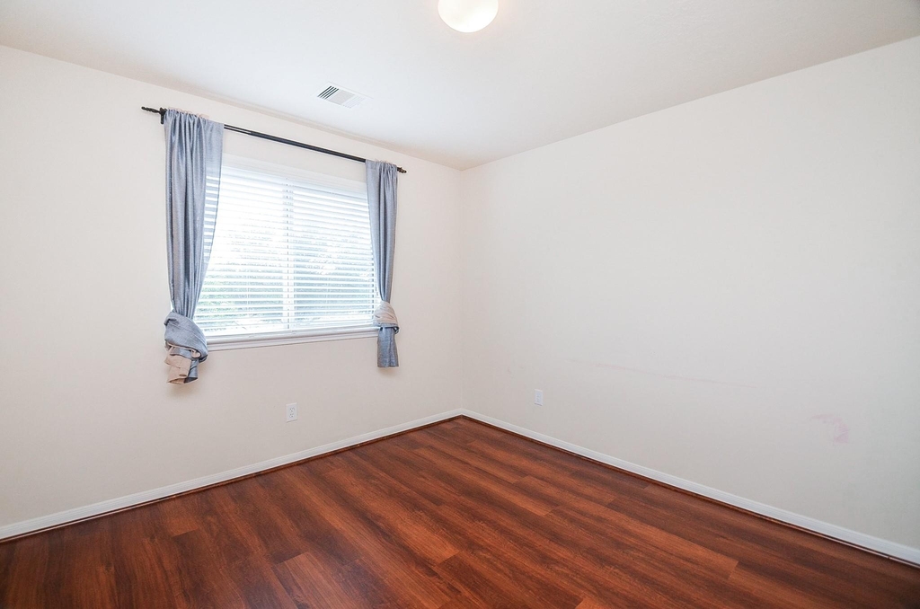 26715 Mandrake Falls Court - Photo 23