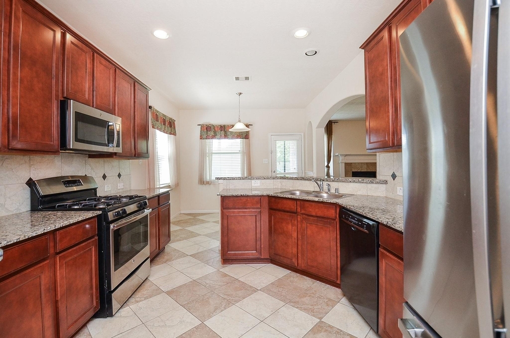 26715 Mandrake Falls Court - Photo 11