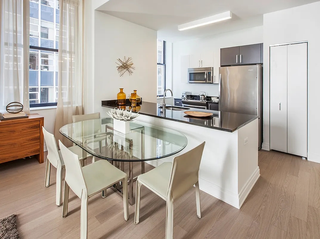 70 Pine Street, Unit 1103 - Photo 5