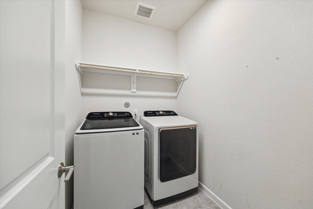 9219 Edgeberry Drive - Photo 17