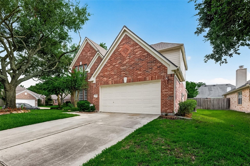 11218 Timbertree Lane - Photo 3