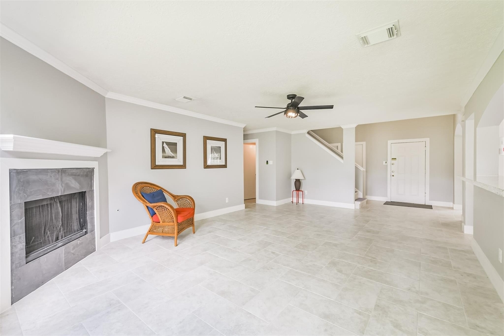 1623 Stonehaven Village Circle - Photo 4