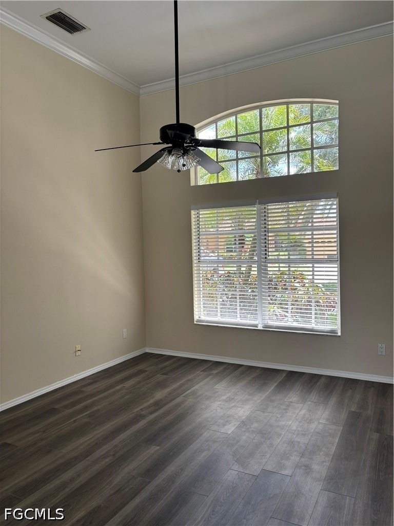 11761 Pinewood Lakes Drive - Photo 2