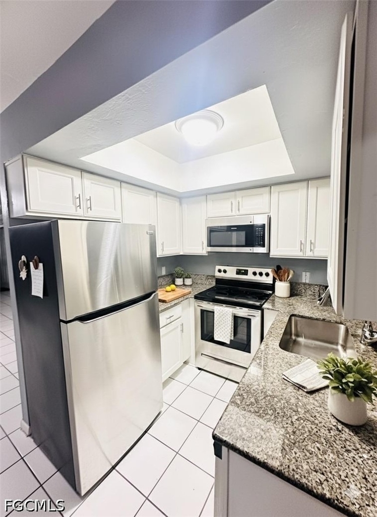 5256 Coronado Parkway - Photo 0