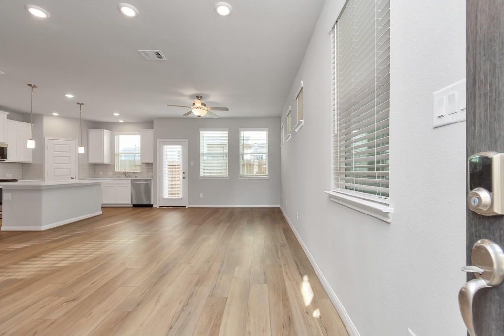 1526 Parkland Oak Drive - Photo 8