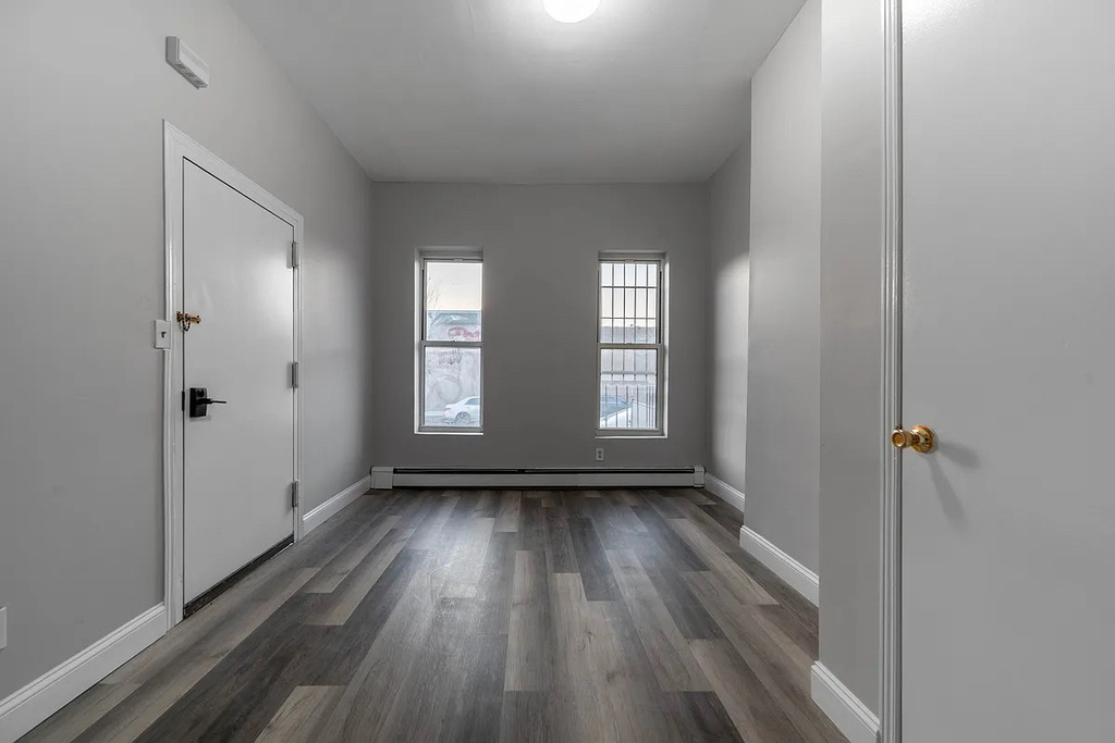 227 Thomas S Boyland Street - Photo 2