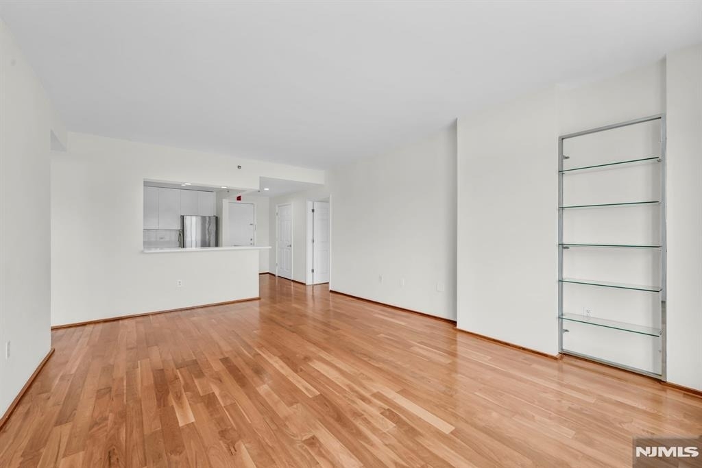 2110 City - Photo 13