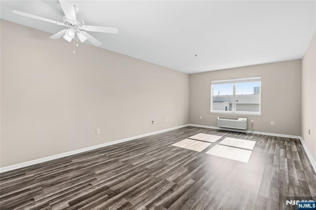905 River - Photo 6