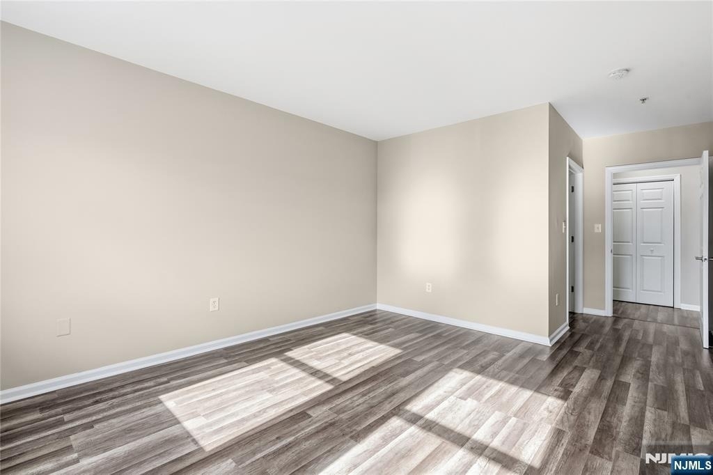 905 River - Photo 3