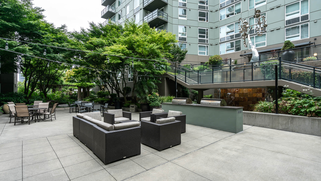 2801 Western Avenue - Photo 25