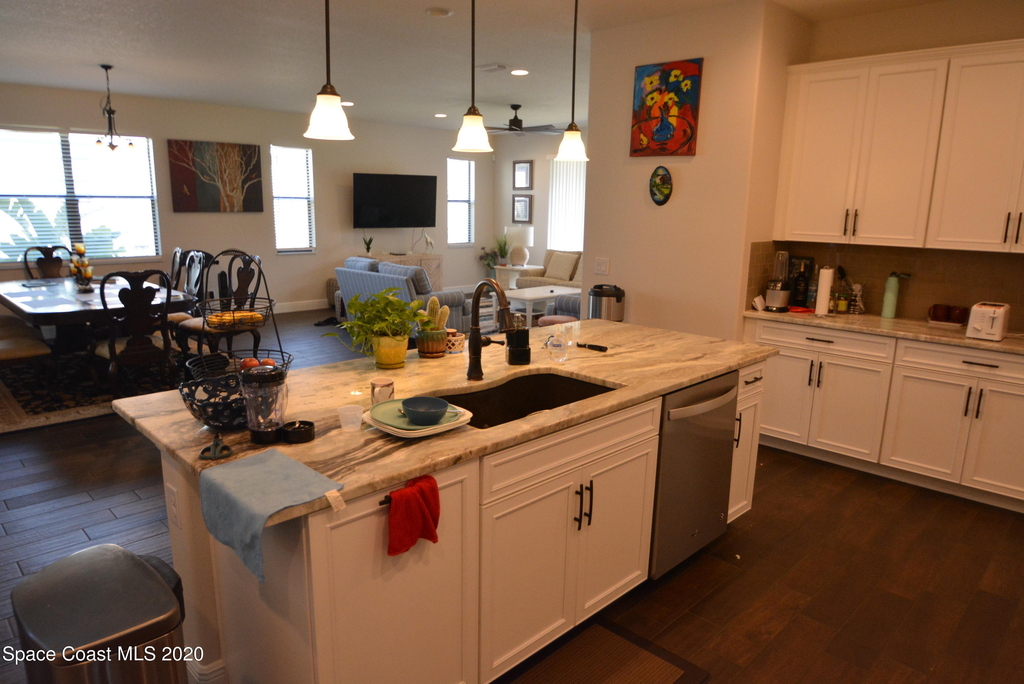 7594 Poulicny Lane - Photo 3