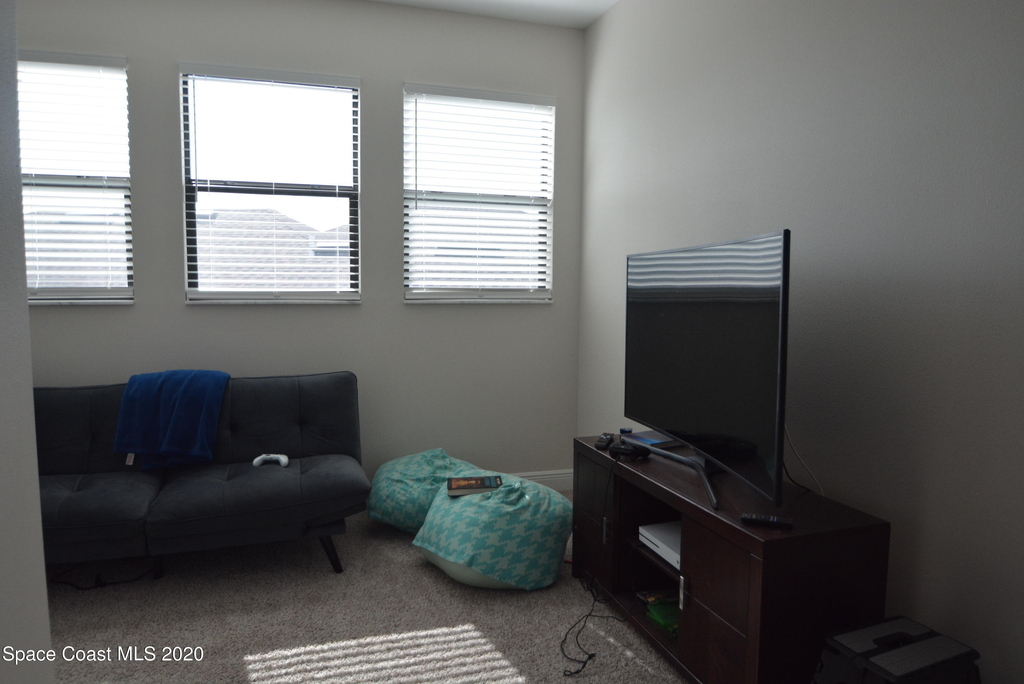 7594 Poulicny Lane - Photo 17