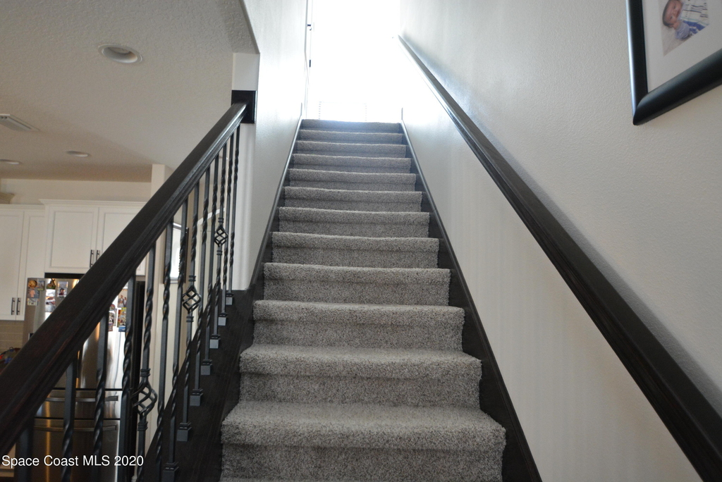 7594 Poulicny Lane - Photo 16