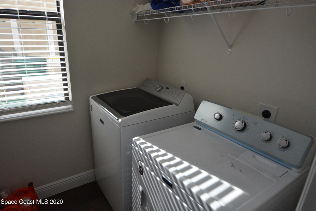 7594 Poulicny Lane - Photo 12