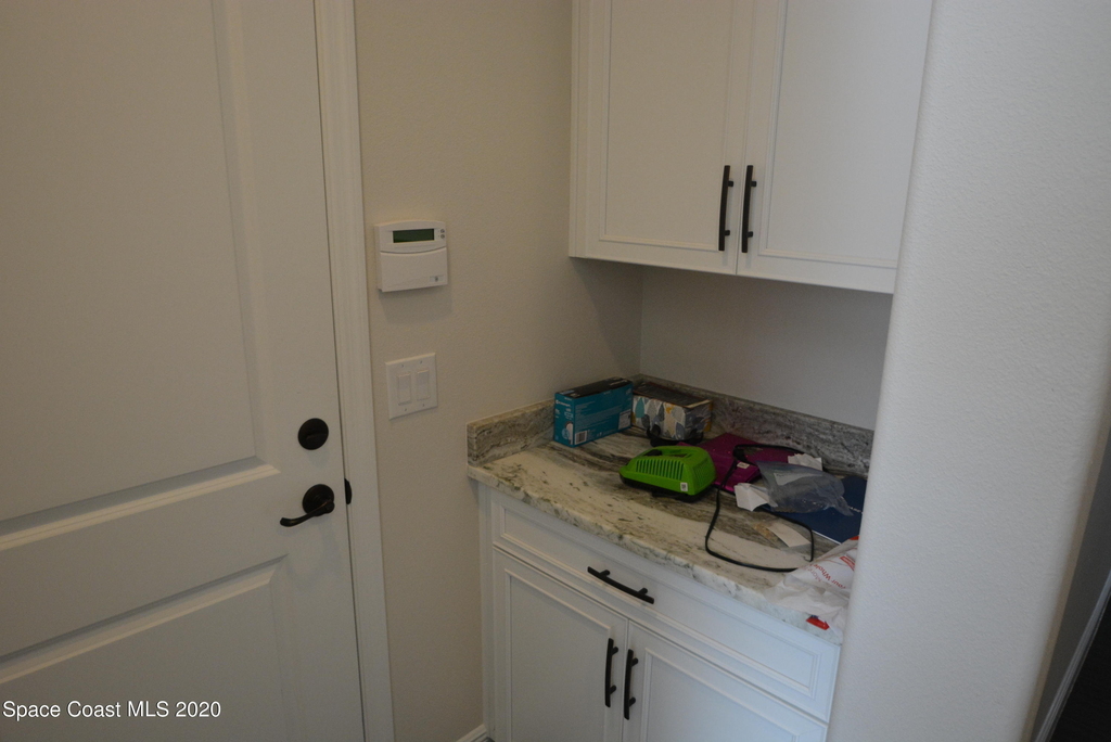 7594 Poulicny Lane - Photo 13
