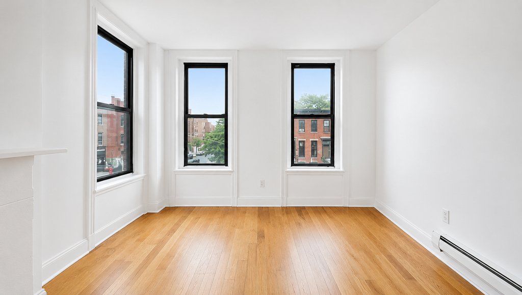 756 Marcy Avenue - Photo 8