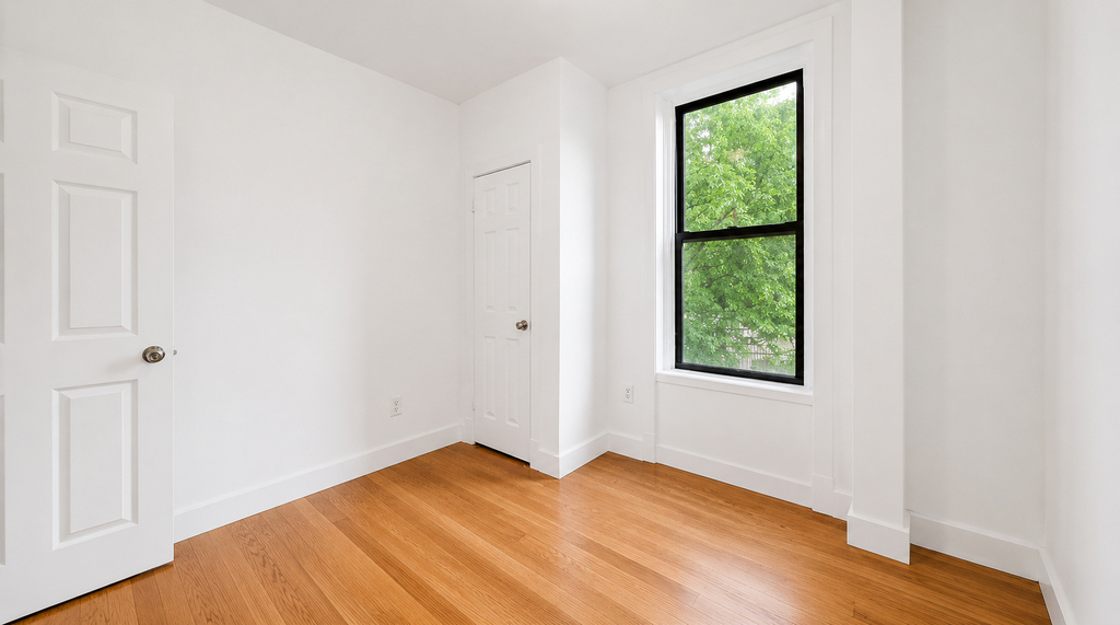 756 Marcy Avenue - Photo 7