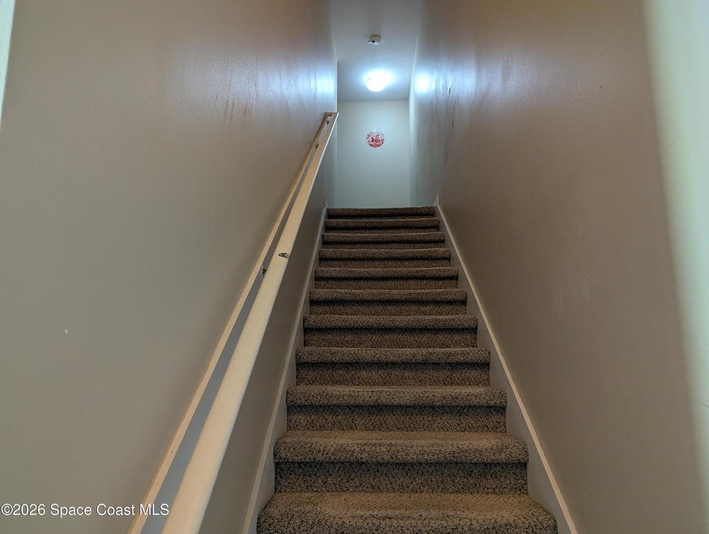 2630 Revolution Street N - Photo 10