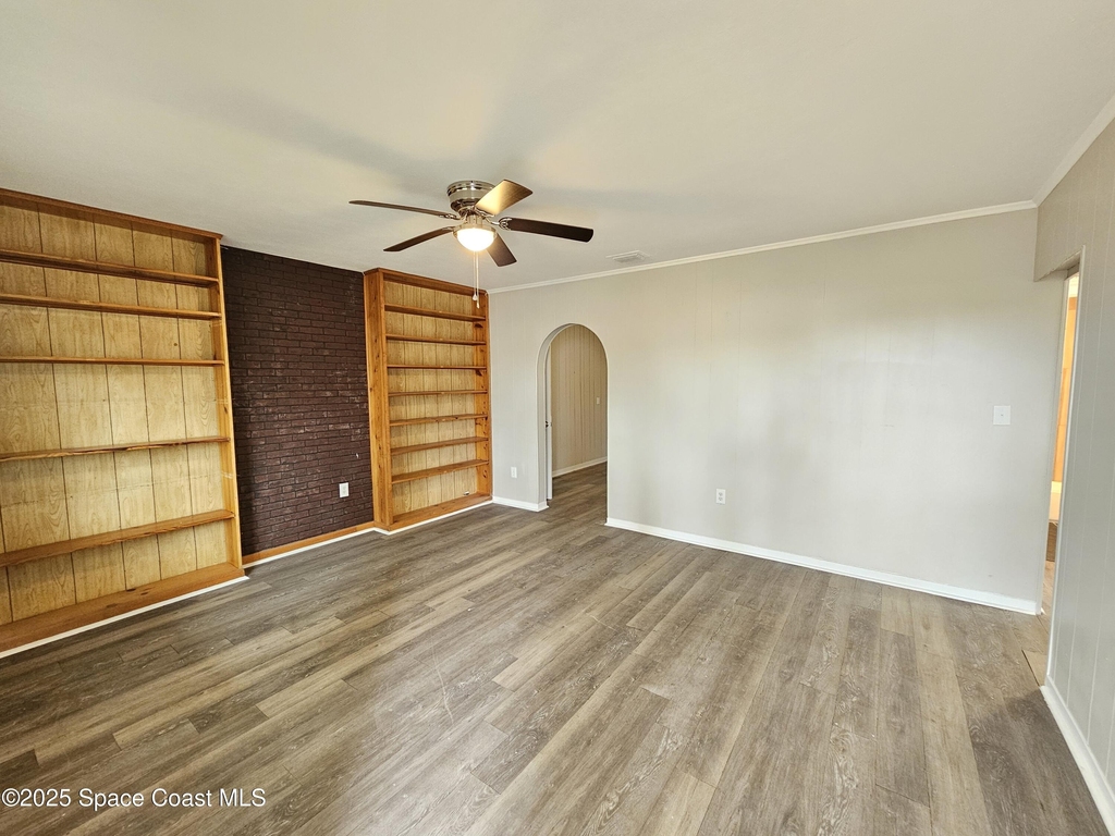 503 N Georgia Avenue - Photo 1