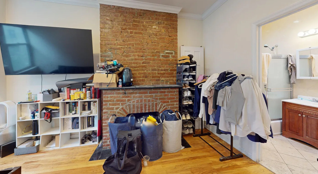 167 East 33rd Street - Photo 1