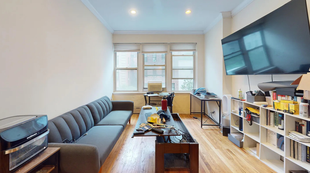 167 East 33rd Street - Photo 0