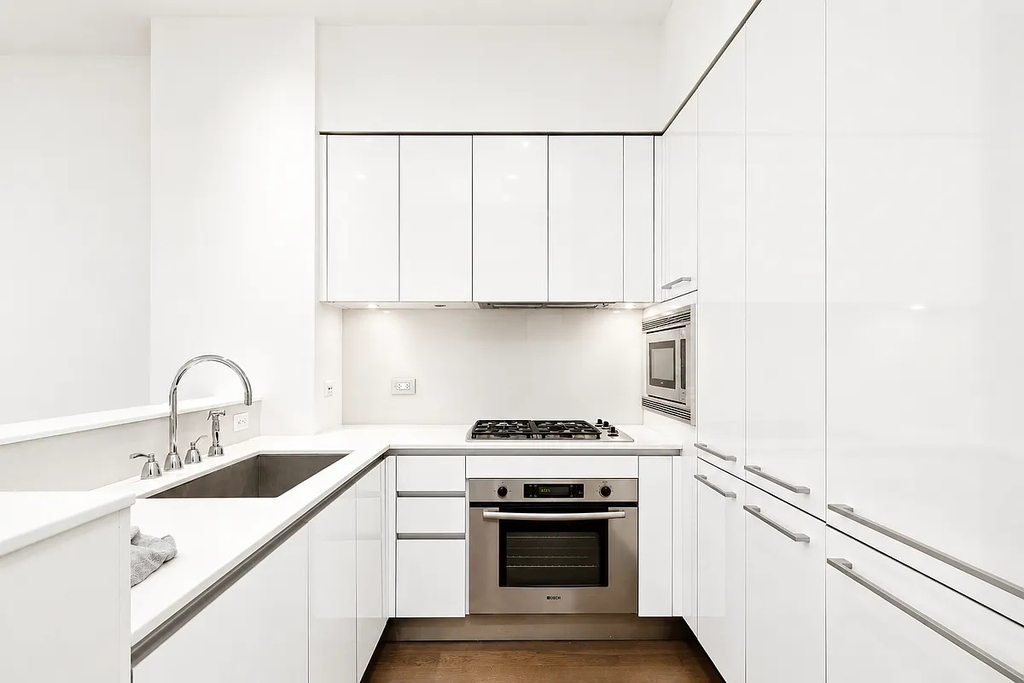  25 Broad Street, Unit 9n - Photo 2