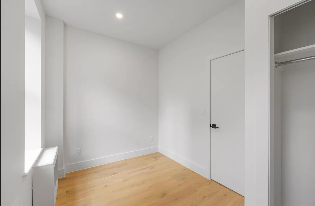 188 6th Avenue - Photo 6