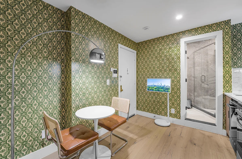 236 West 15th Street - Photo 1