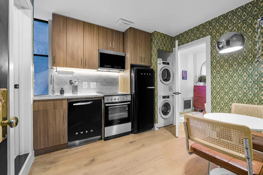 236 West 15th Street - Photo 0