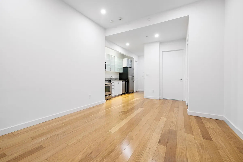 37 Wall Street, Unit 2q - Photo 3
