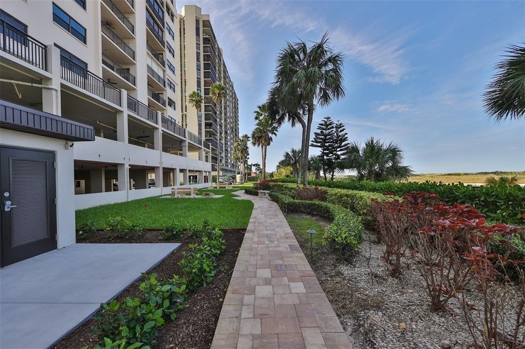1270 Gulf Boulevard - Photo 32