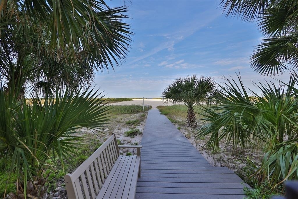 1270 Gulf Boulevard - Photo 33