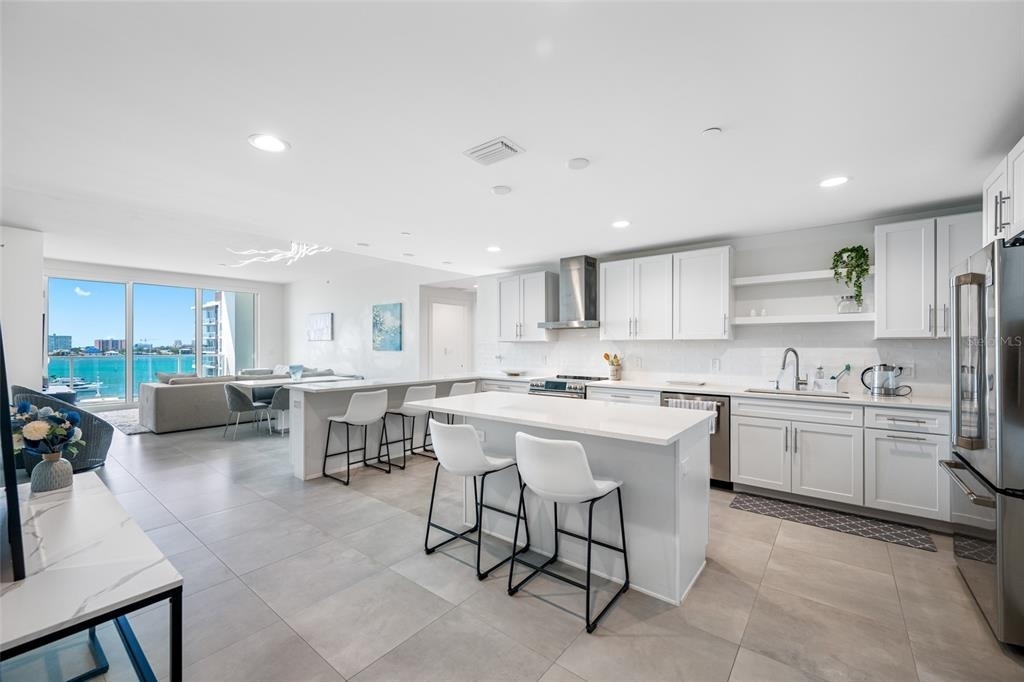 900 N Osceola - Photo 2