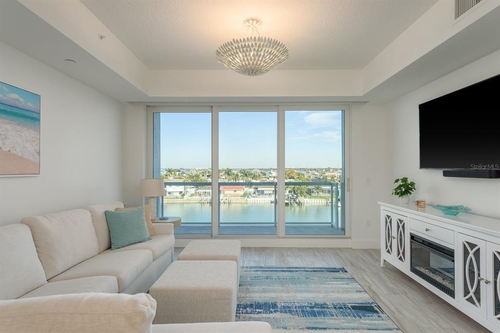 415 Island Way - Photo 3