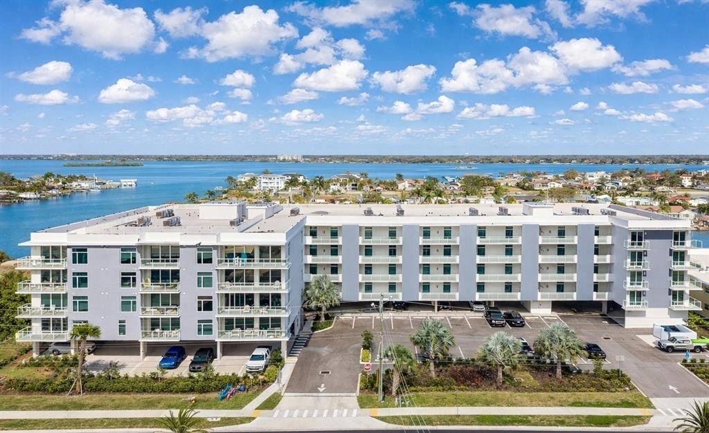 415 Island Way - Photo 36