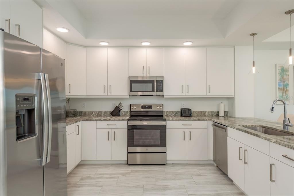 415 Island Way - Photo 10
