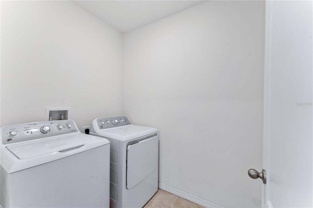5038 Foxglove Circle - Photo 37
