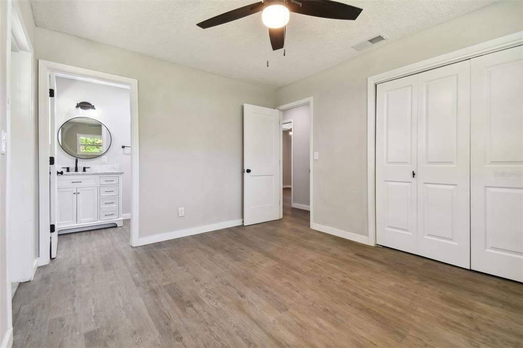 535 W Palmeden Drive - Photo 8