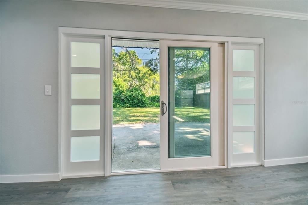 535 W Palmeden Drive - Photo 37