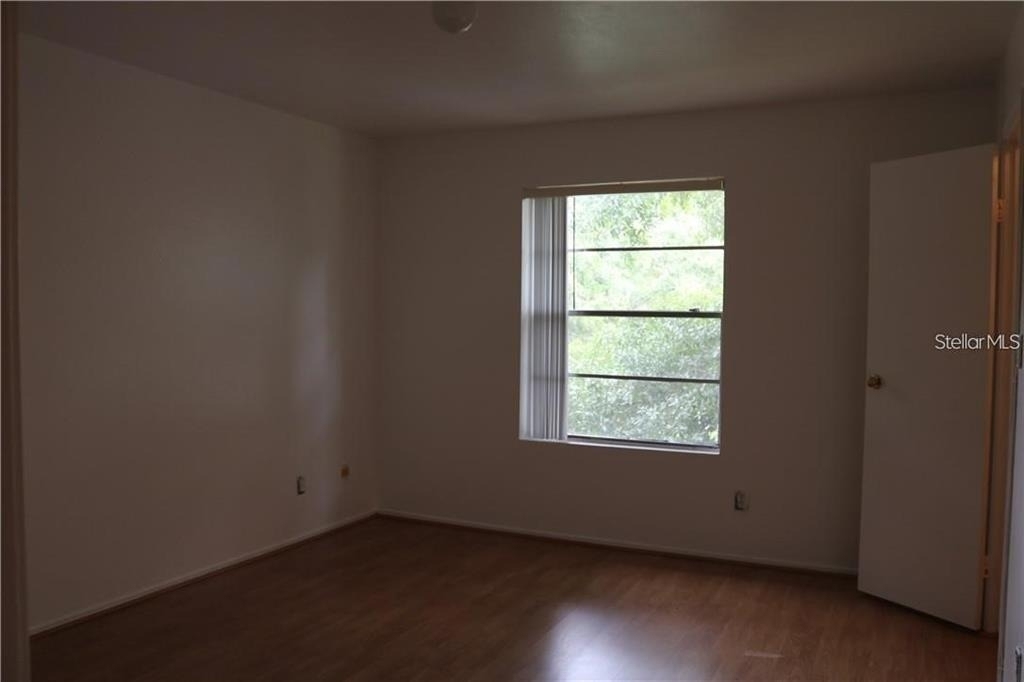 1400 Gandy Boulevard N - Photo 8
