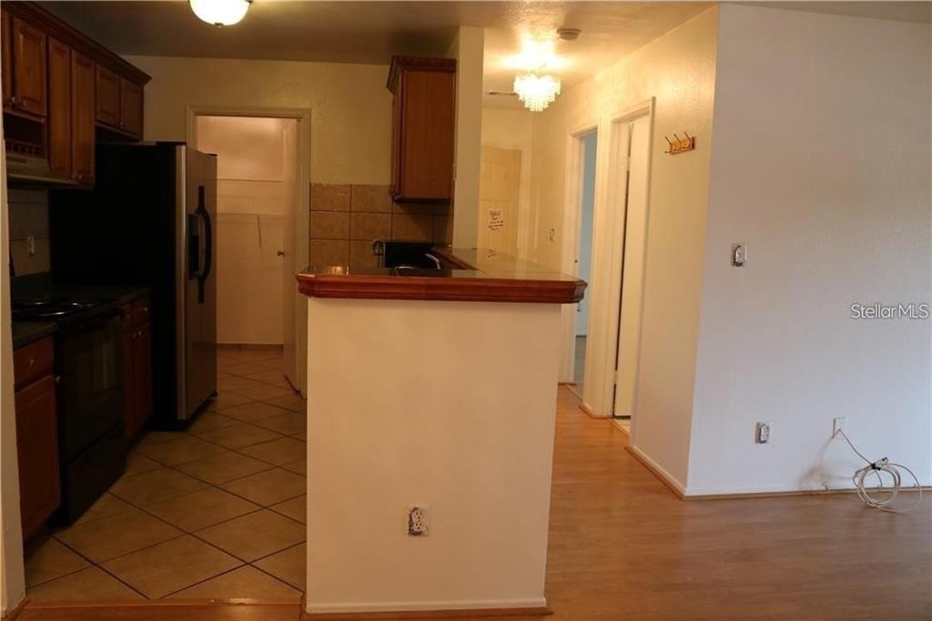 1400 Gandy Boulevard N - Photo 4
