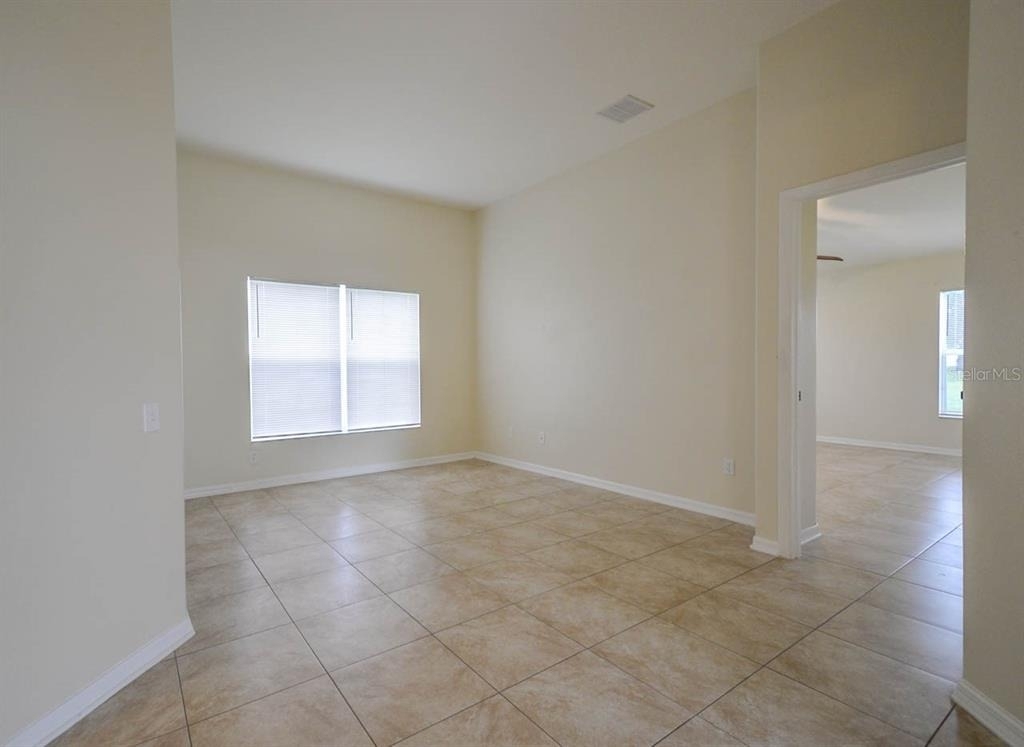 1607 Avondale Ridge Drive - Photo 3