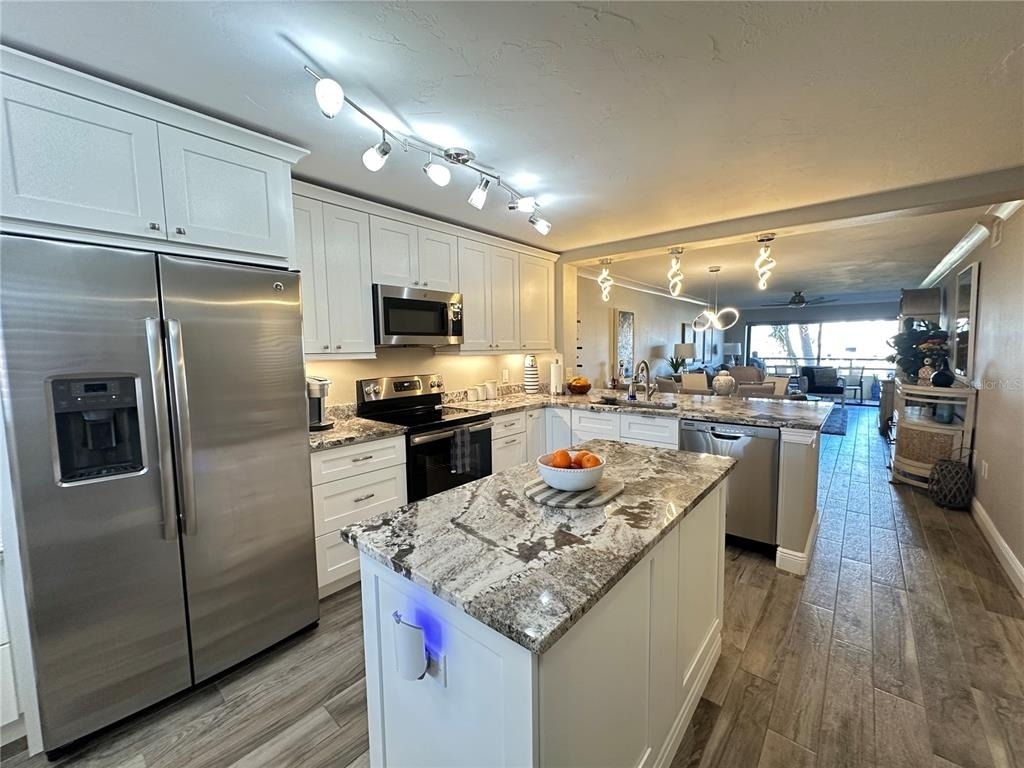 106 1st Street E - Photo 2