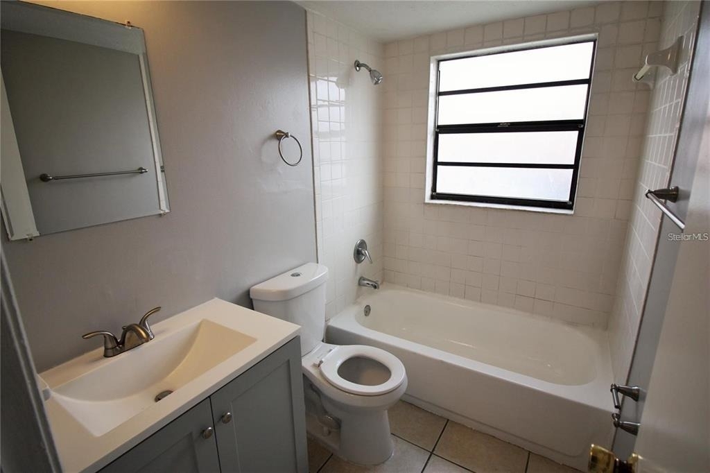 9418 N 50th Street - Photo 8